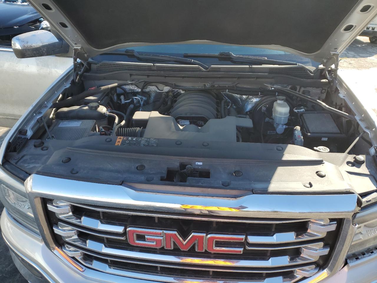 2017 GMC Sierra - Image 11