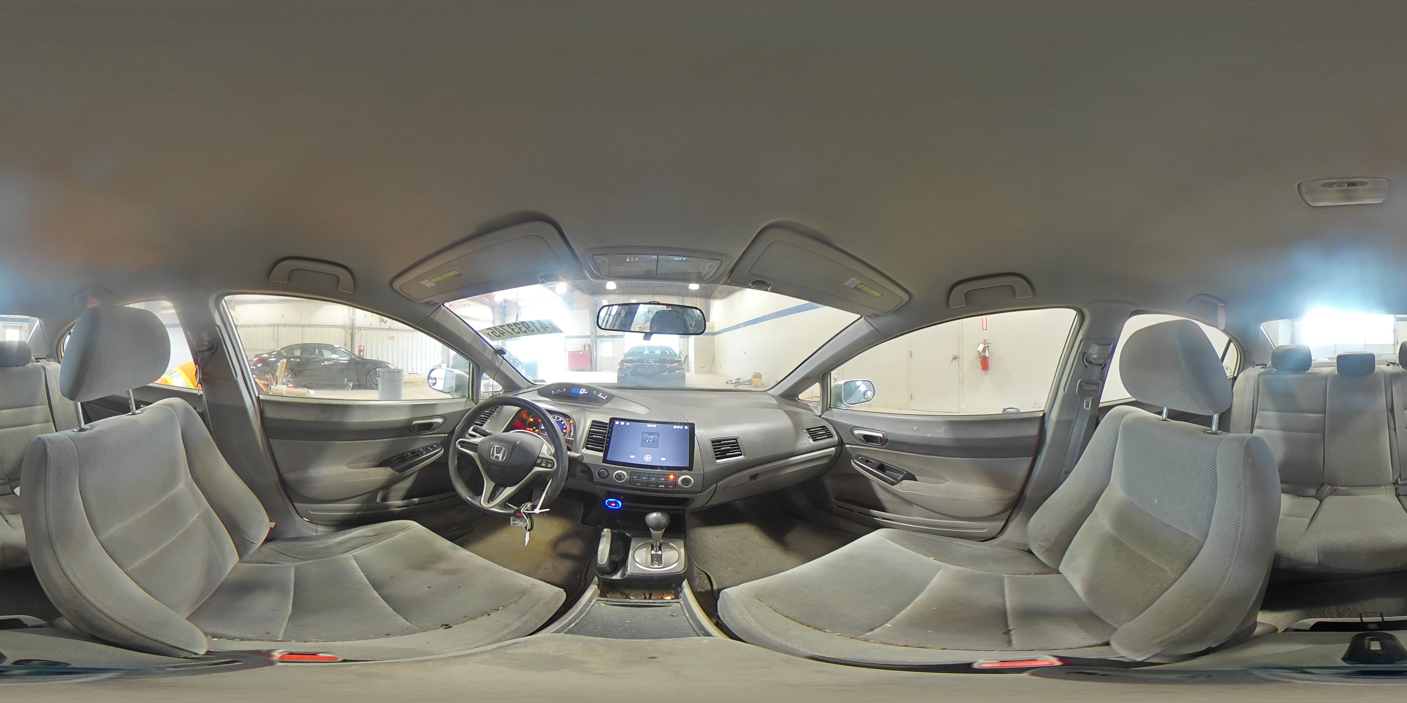 2010 Honda Civic - Image 13