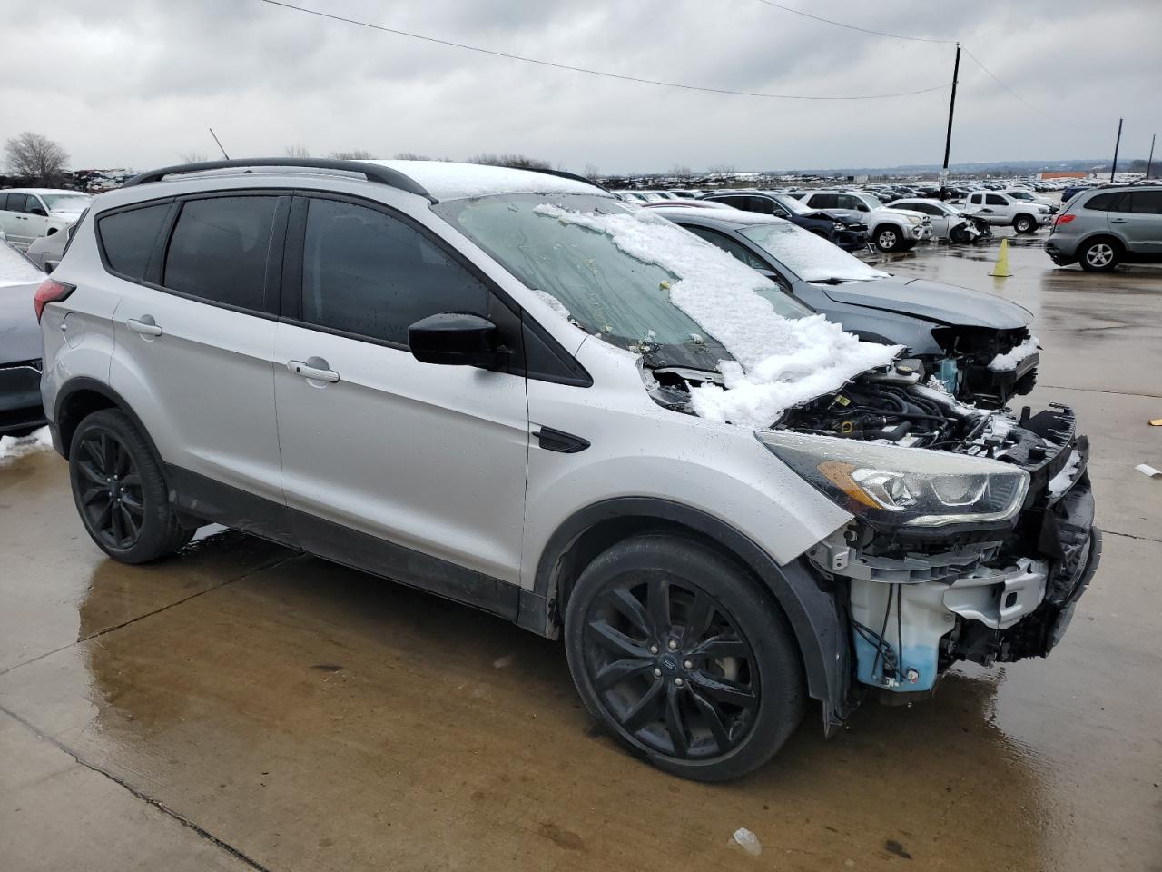 VIN 1FMCU0GD5KUB80741 2019 FORD ESCAPE no.4