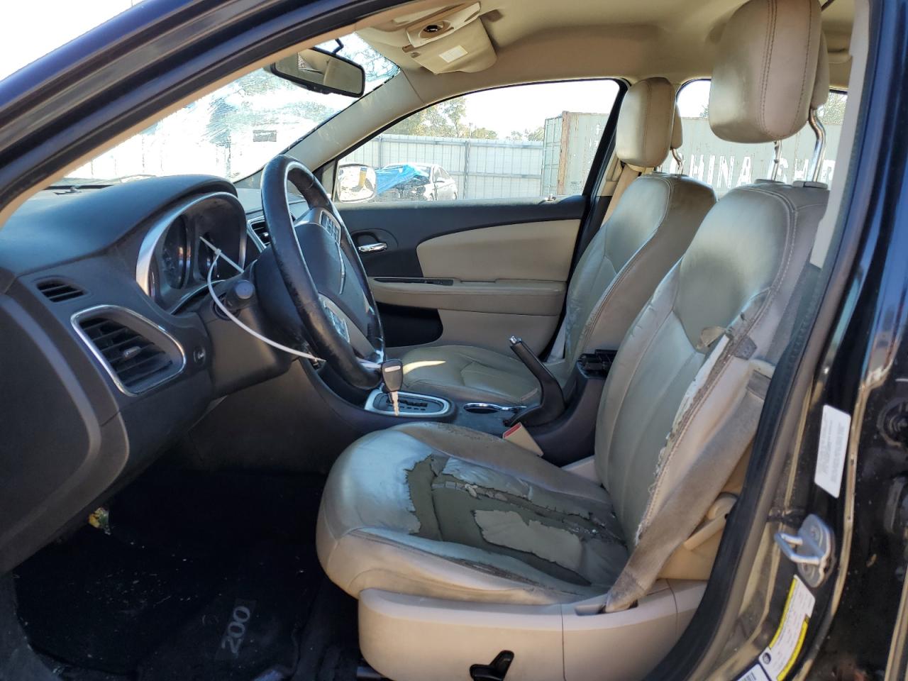 2011 Chrysler 200 - Image 7