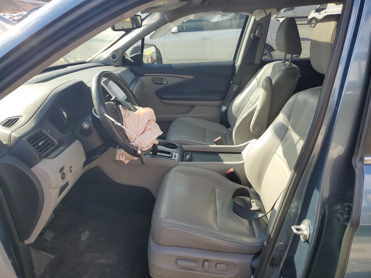 2018 Honda Pilot - Image 7