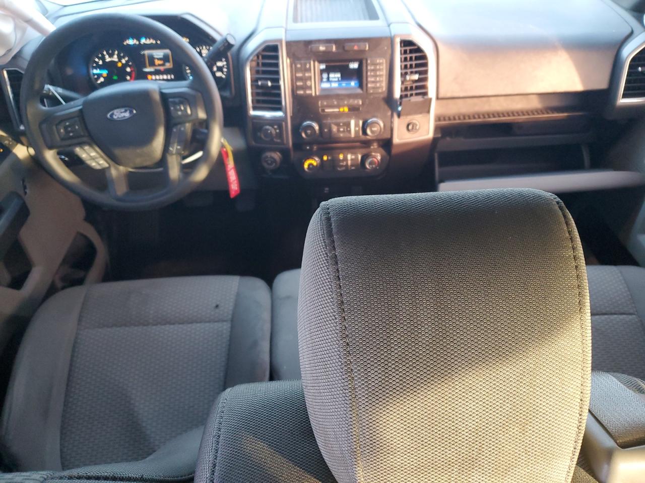 2016 Ford F-150 - Image 8