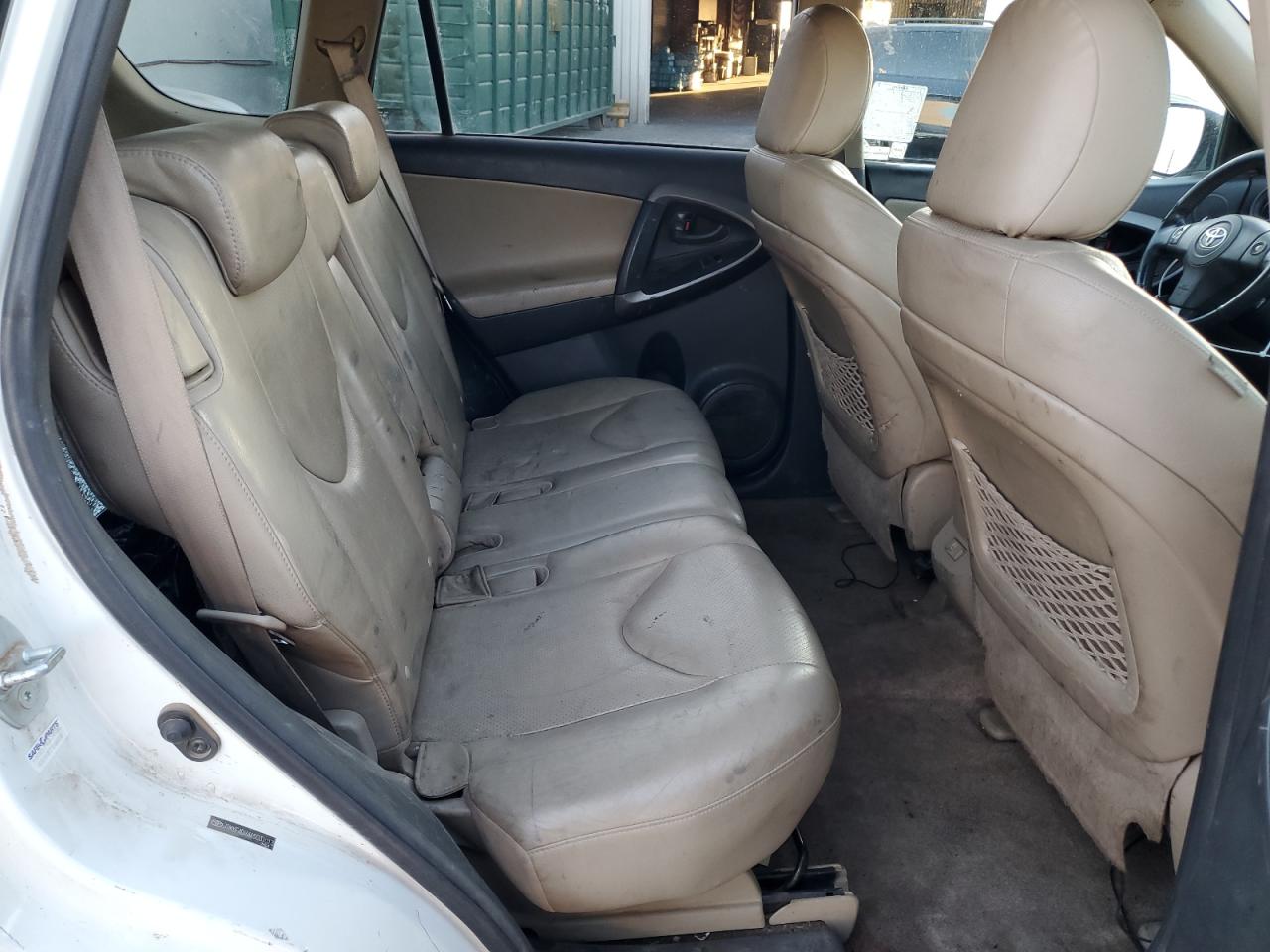 2010 Toyota RAV 4 - Image 11
