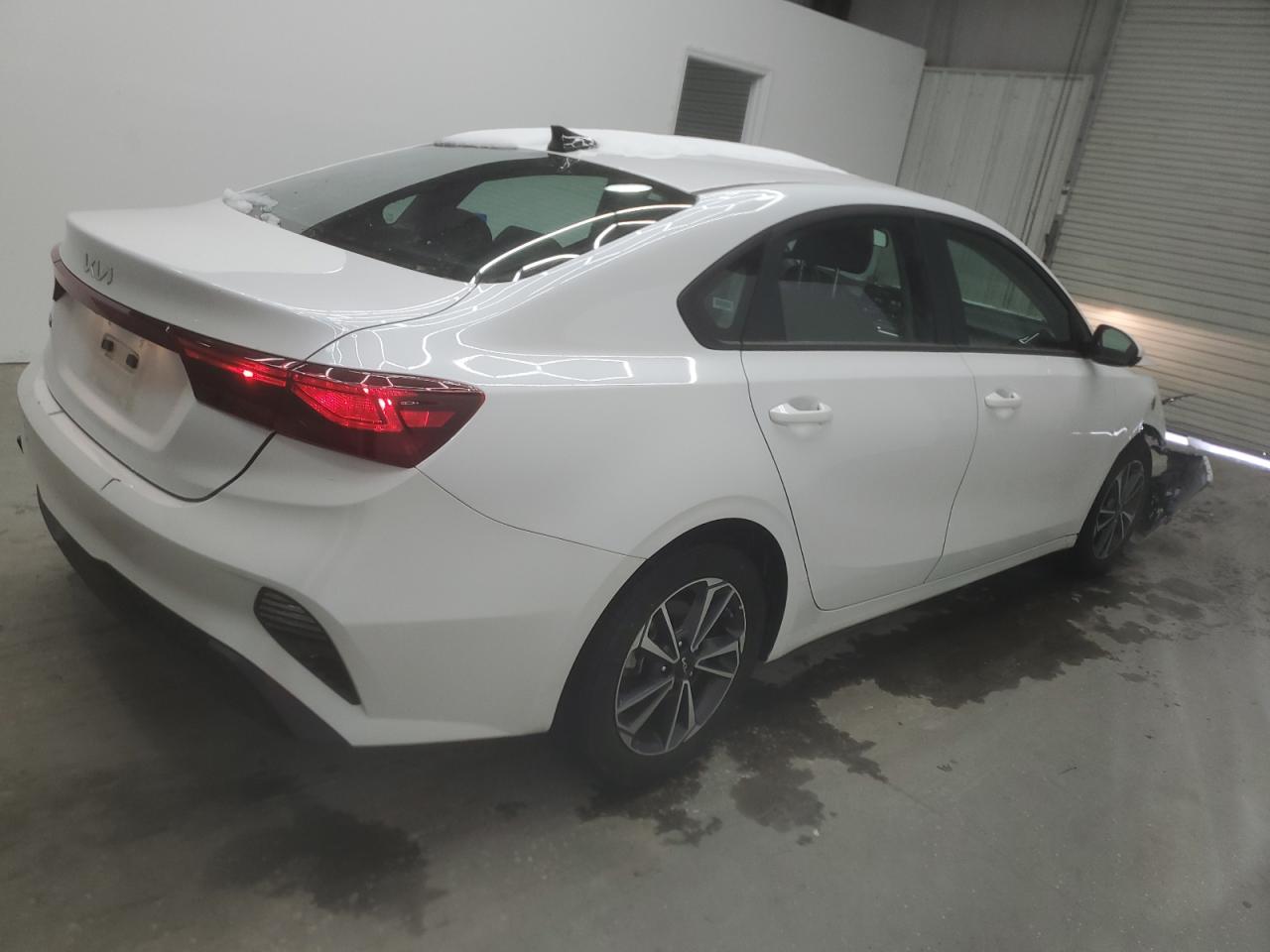 2024 Kia Forte - Image 3