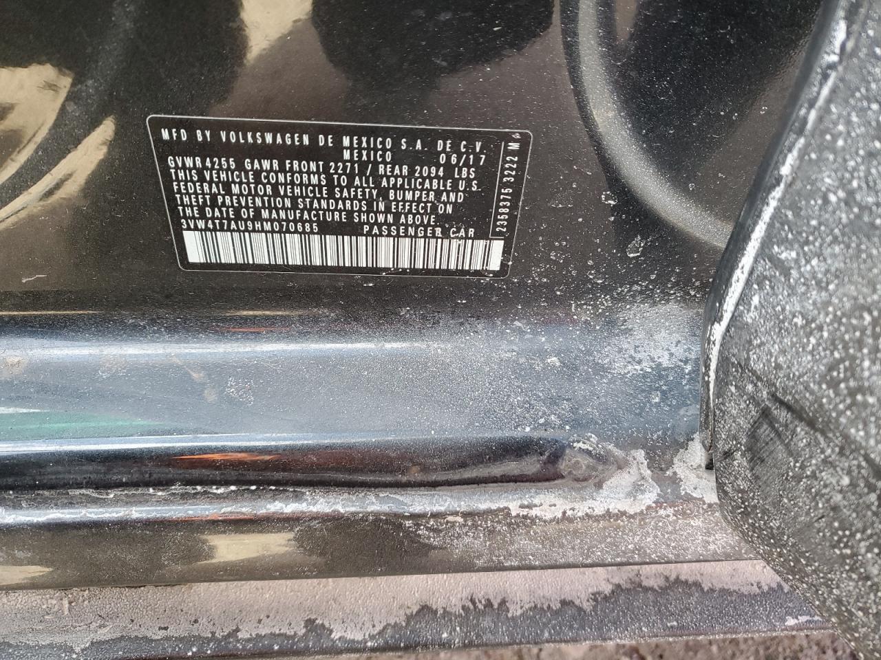 2017 Volkswagen GTI - Image 14