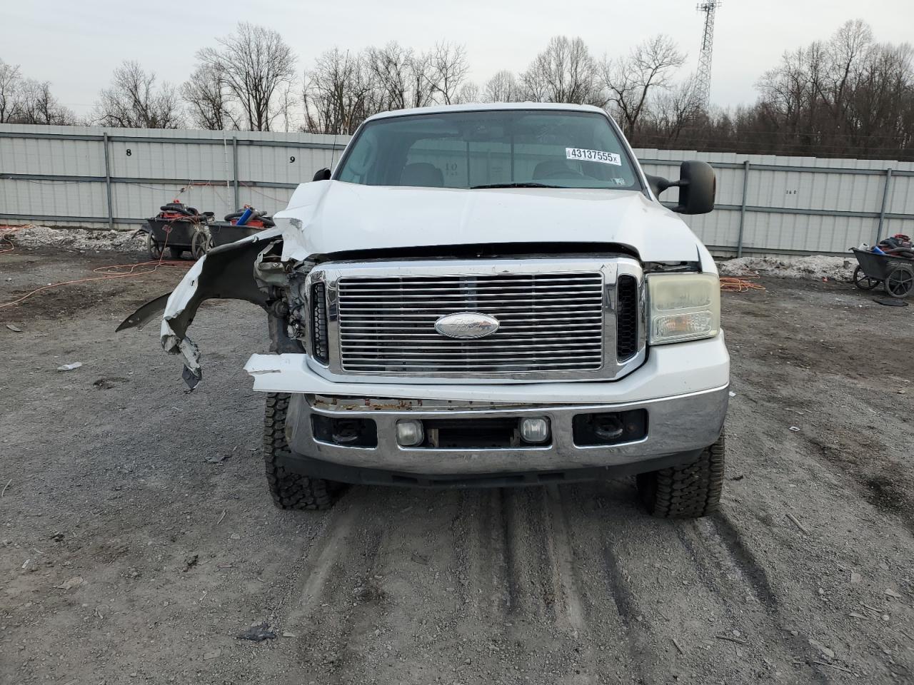 2007 Ford F250 - Image 5