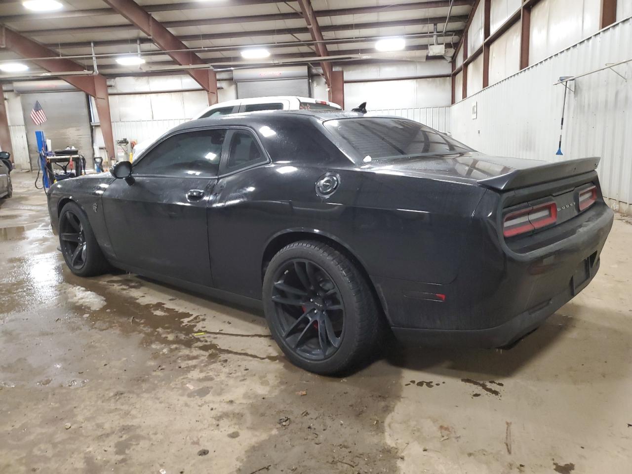 VIN 2C3CDZC90GH112128 2016 DODGE CHALLENGER no.2