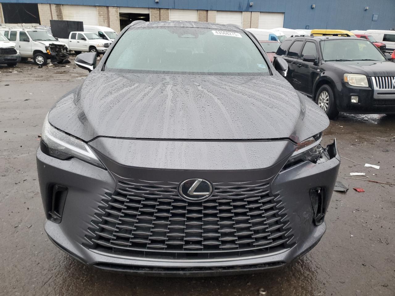 2023 Lexus RX - Image 5