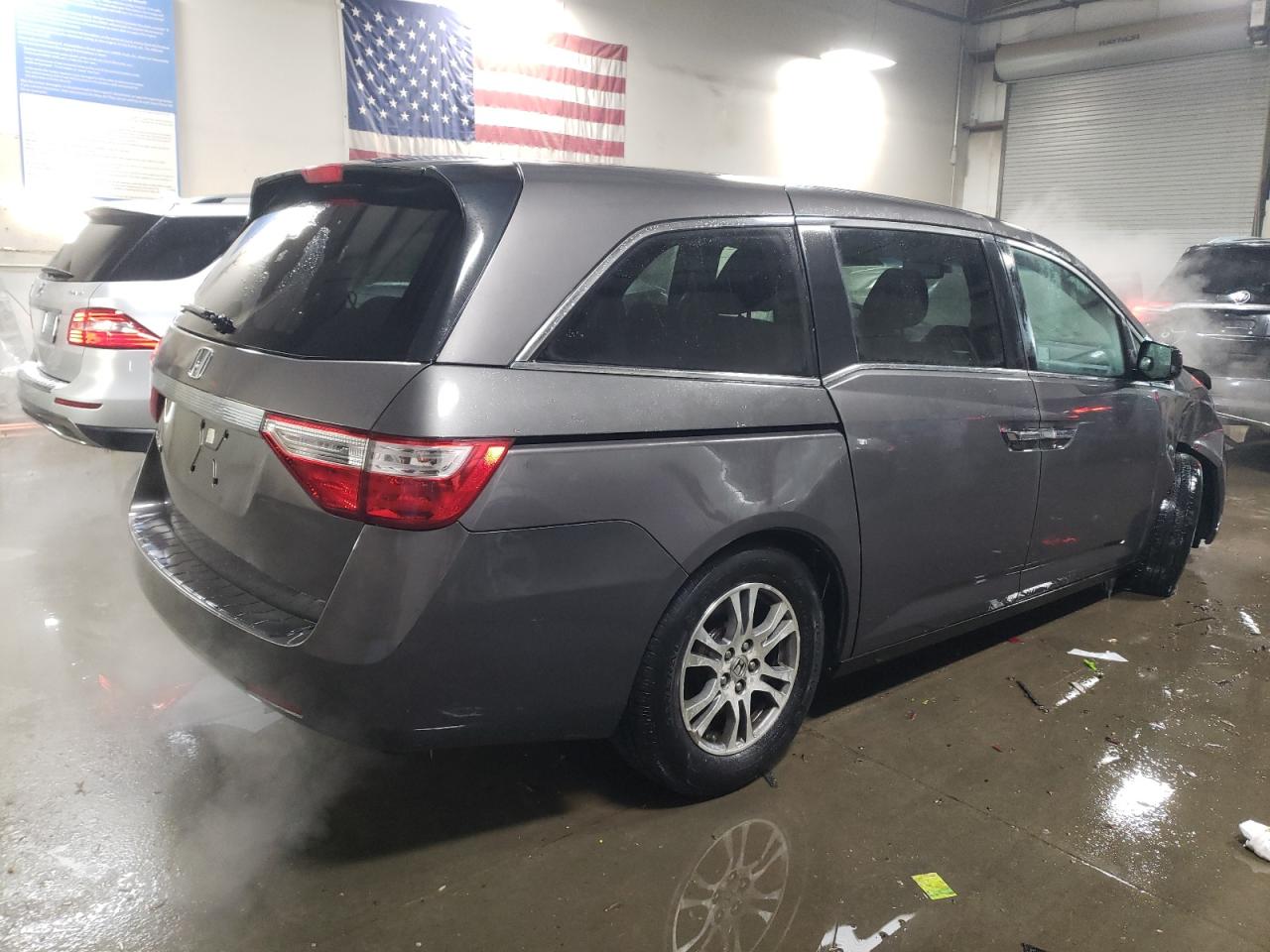 2012 Honda Odyssey - Image 3