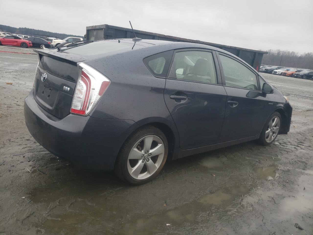 2014 Toyota Prius - Image 3