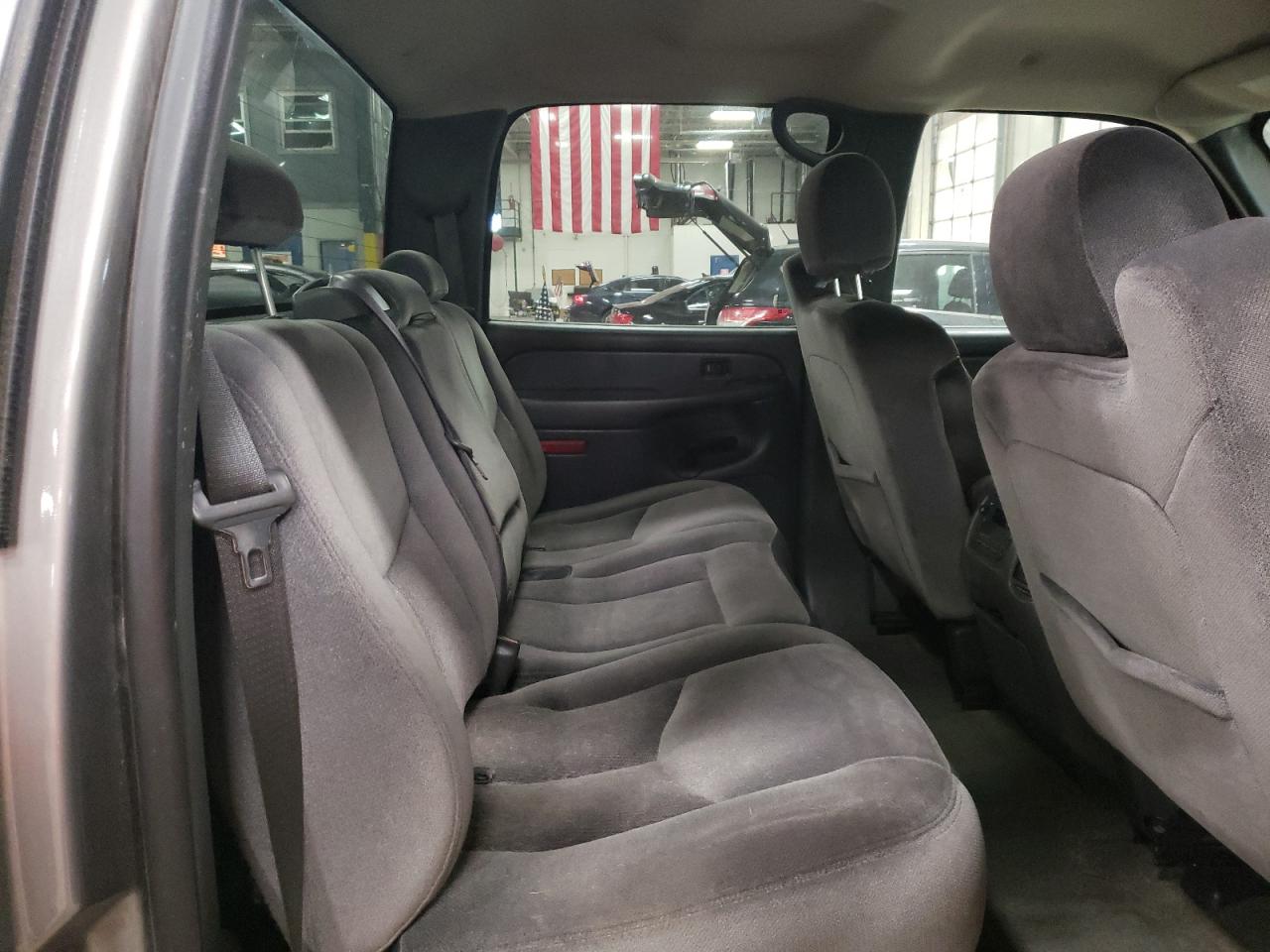 2006 GMC Sierra - Image 10
