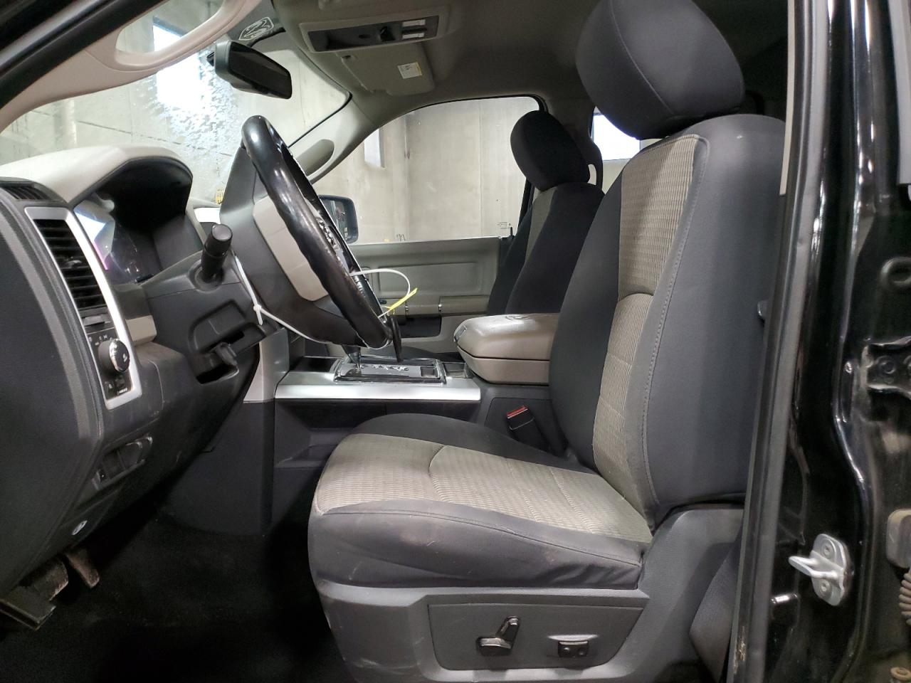 2012 Dodge RAM - Image 7