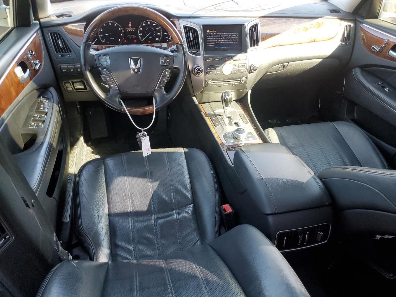 2013 Hyundai Equus - Image 8