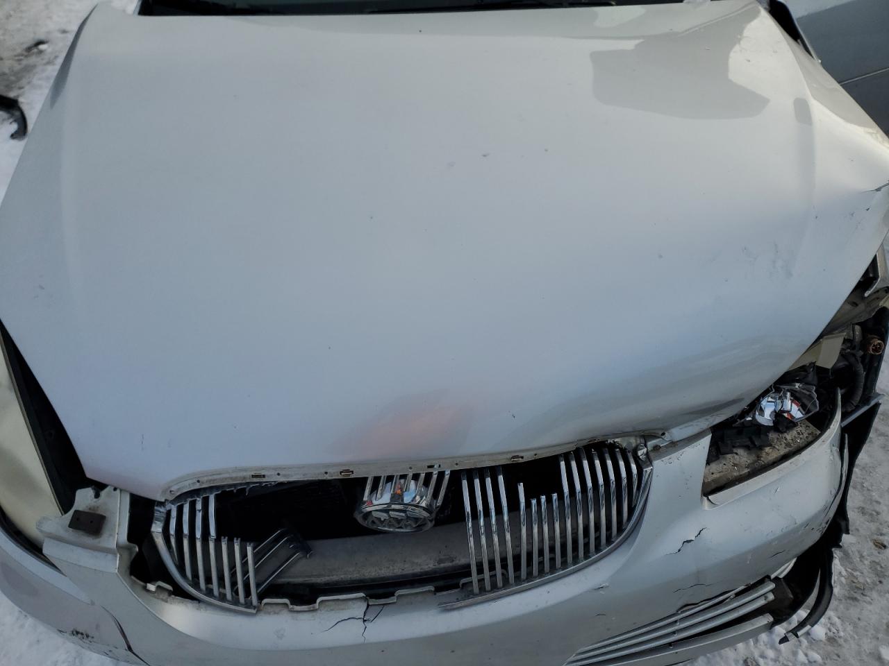 2009 Buick Lucerne - Image 12