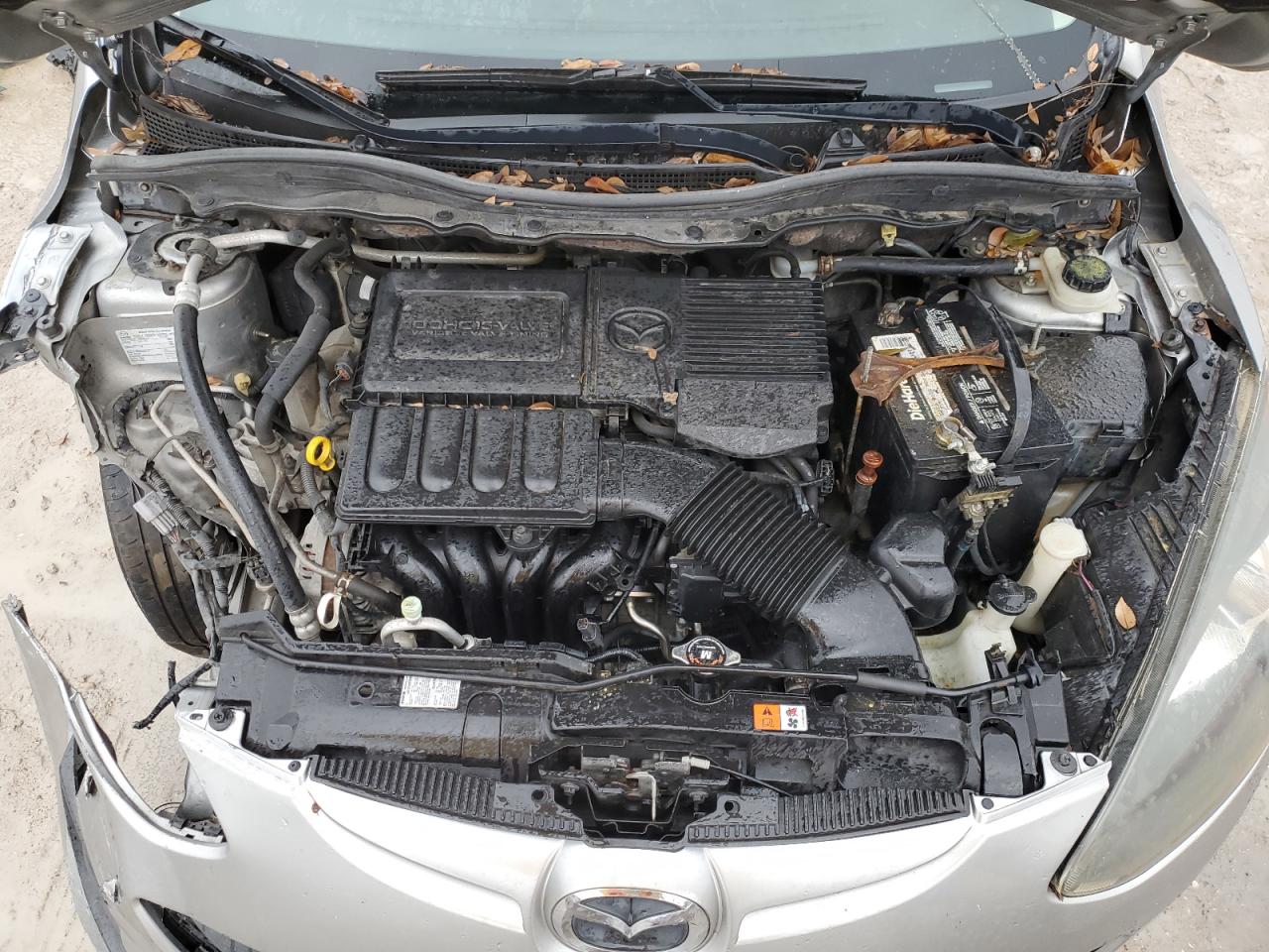 2013 Mazda 2 - Image 12
