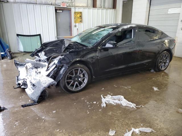  TESLA MODEL 3 2021 Чорний