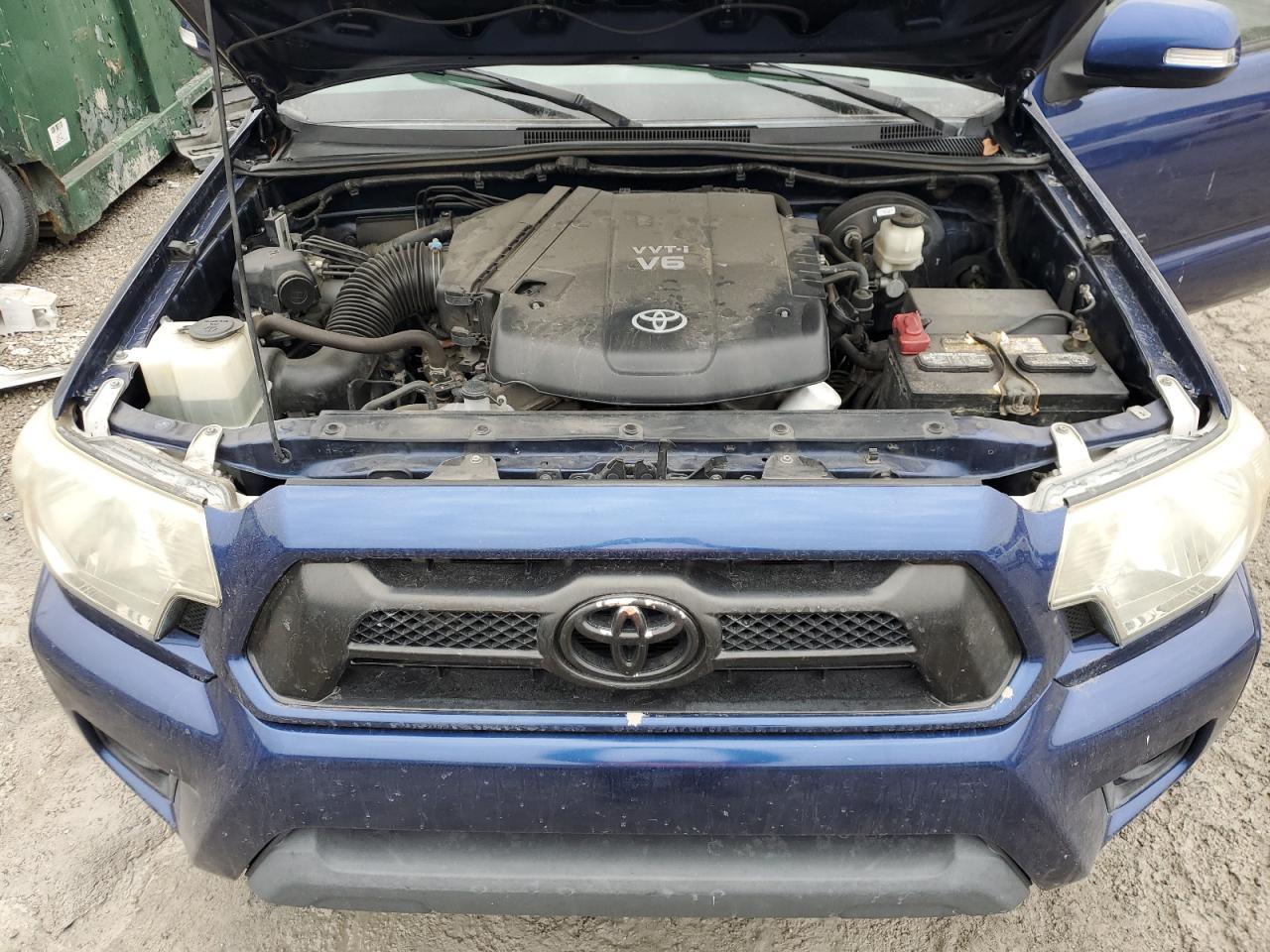 2014 Toyota Tacoma - Image 11