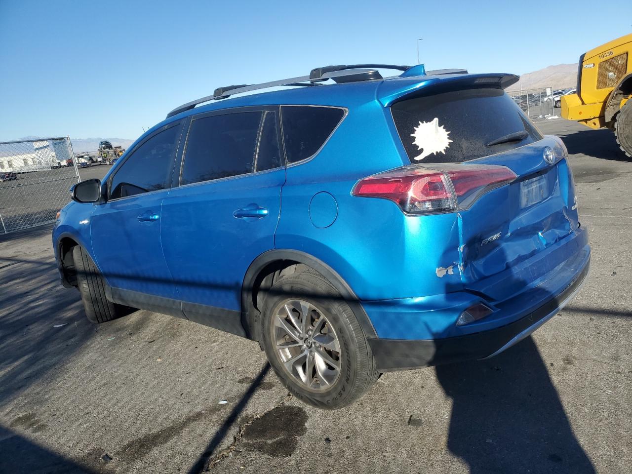 2017 Toyota RAV 4 - Image 2