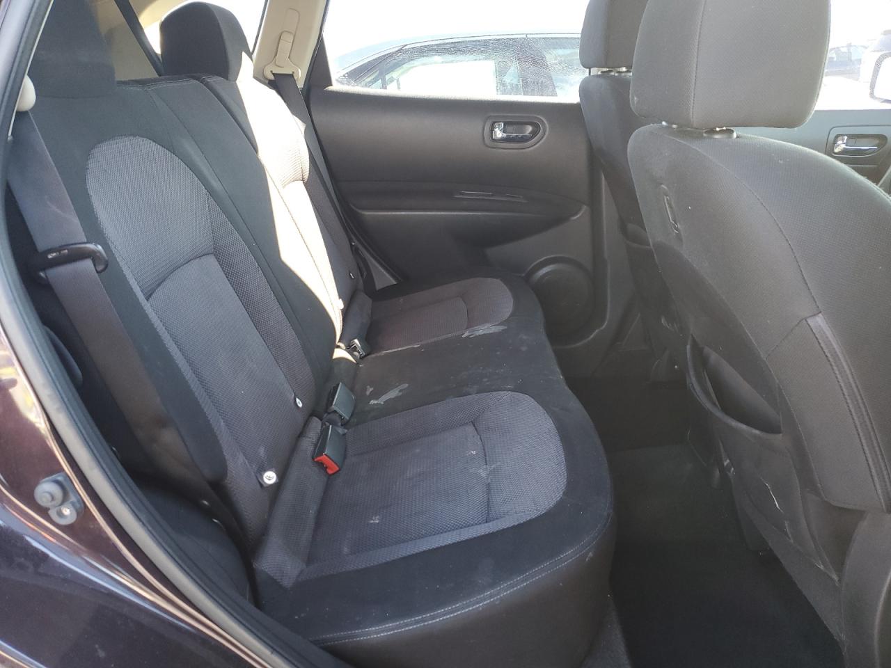 2011 Nissan Rogue - Image 11