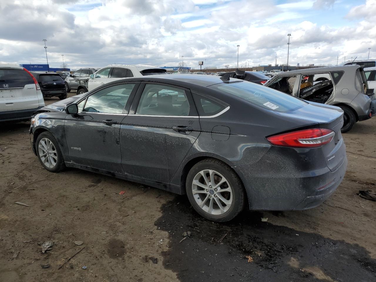 2019 Ford Fusion - Image 2