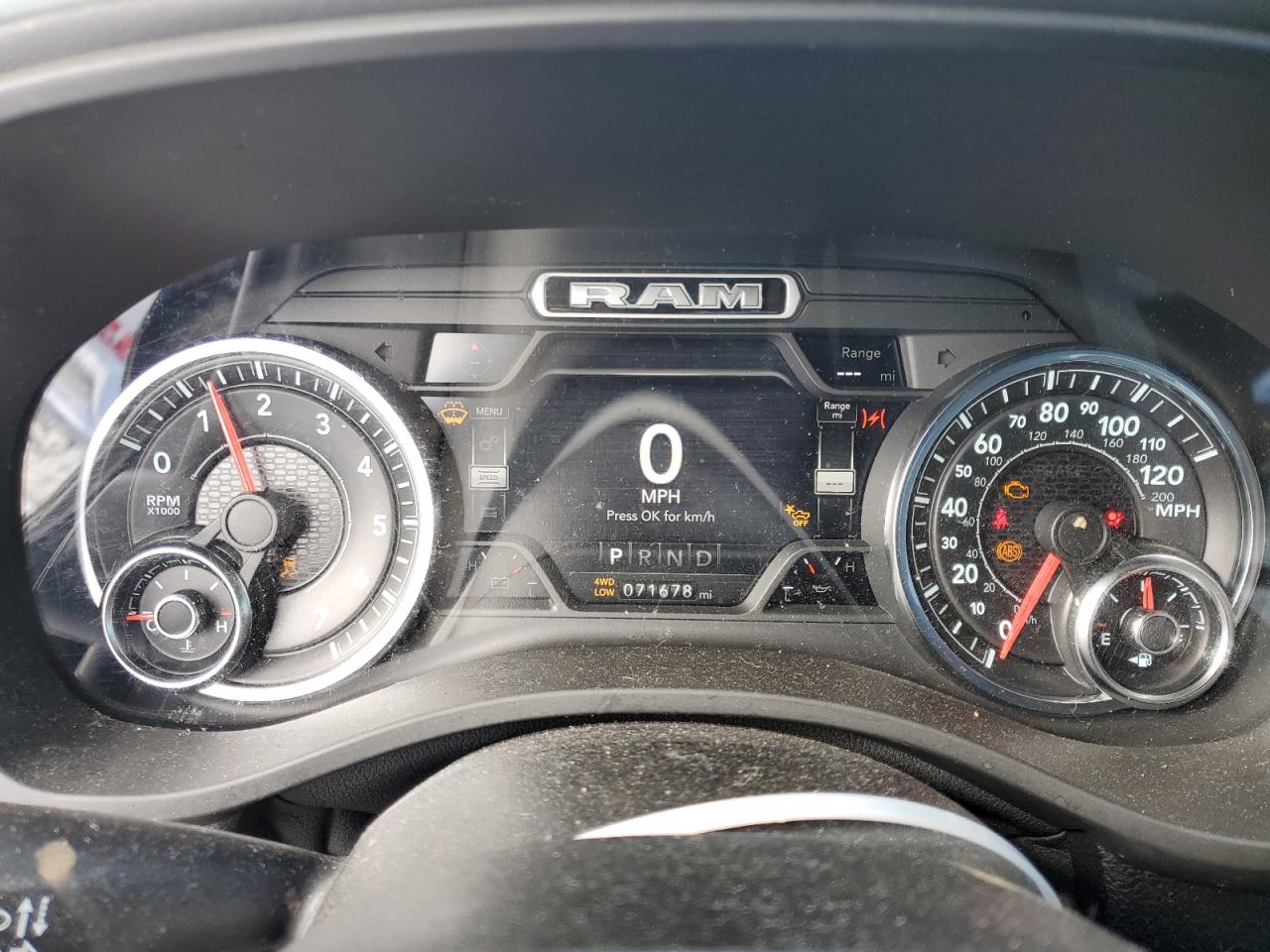 2021 RAM 1500 - Image 9