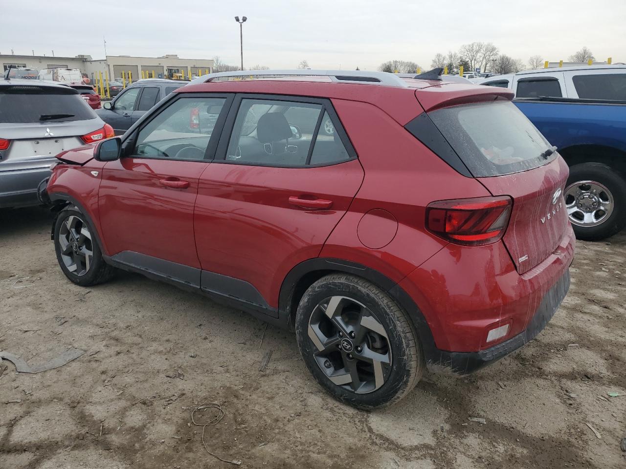 2022 Hyundai Venue - Image 2