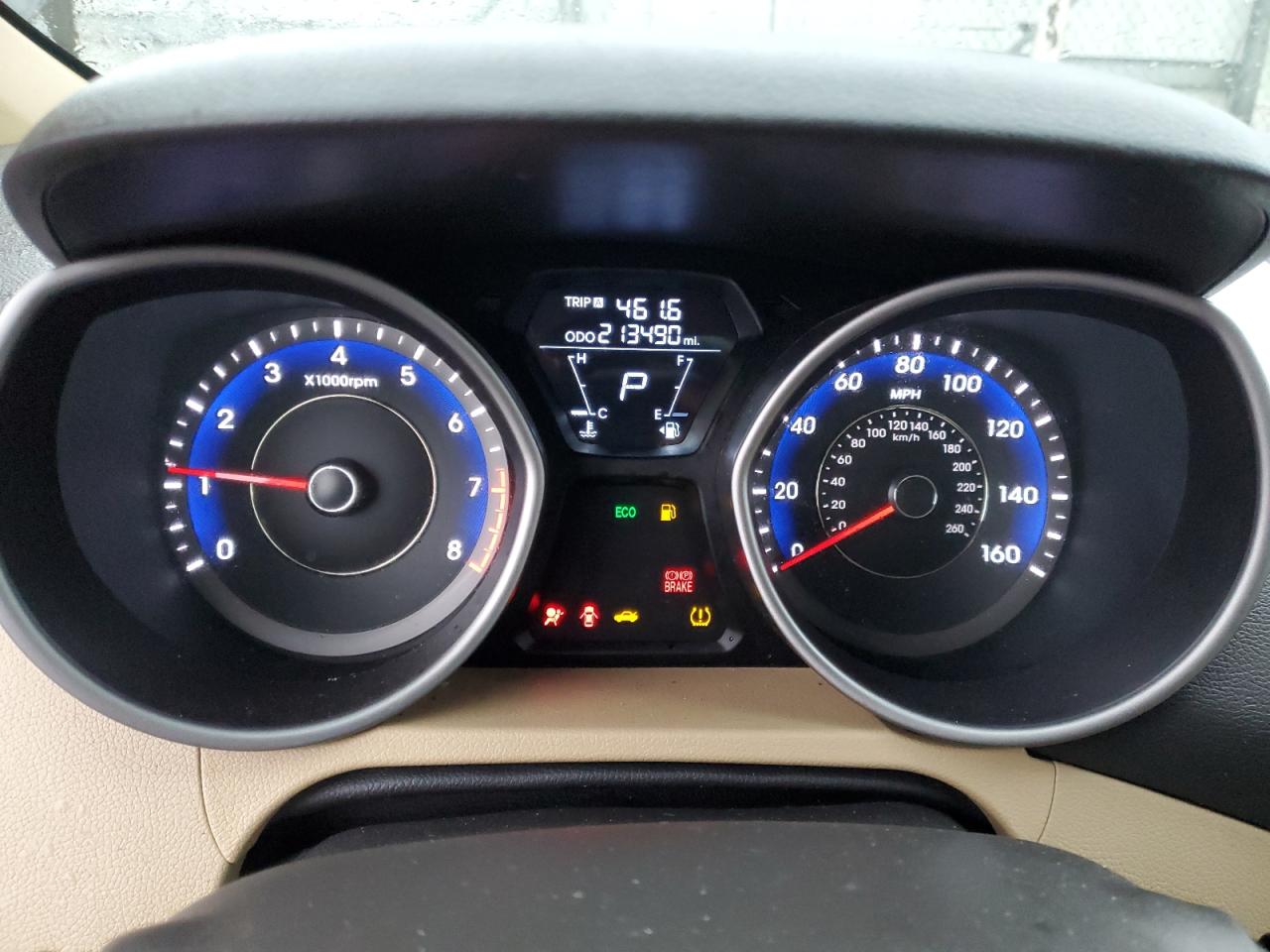 2012 Hyundai Elantra - Image 9