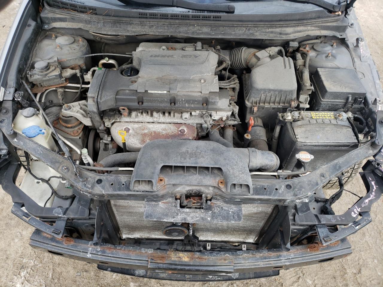 2010 Hyundai Elantra - Image 11