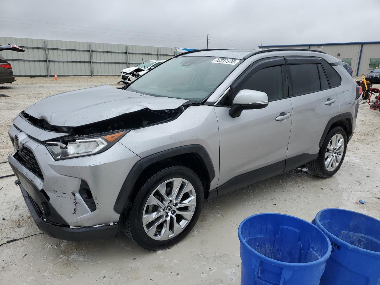 2020 Toyota RAV 4 - Image 1
