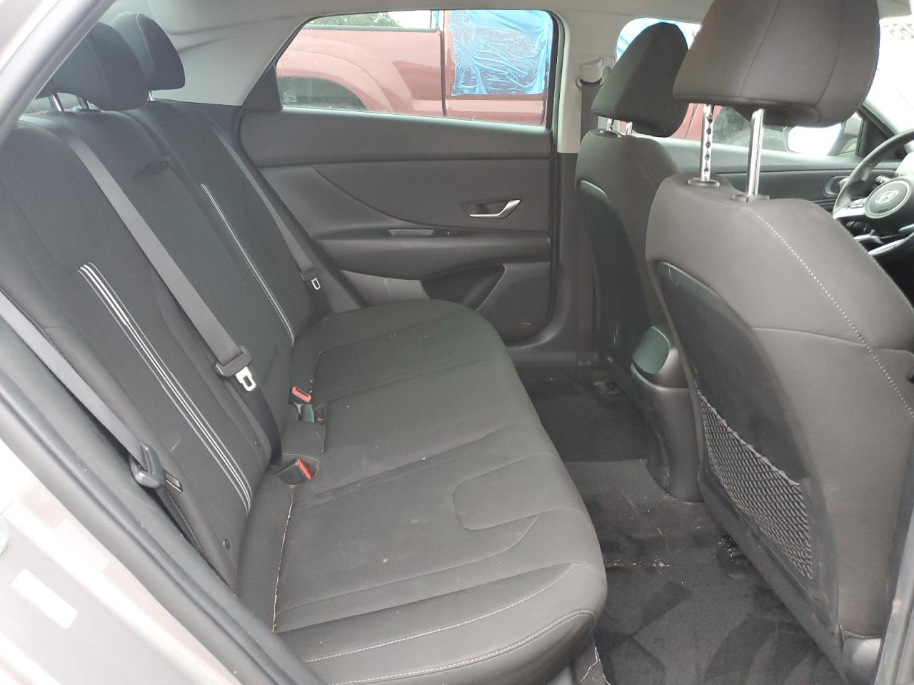 2021 Hyundai Elantra - Image 10