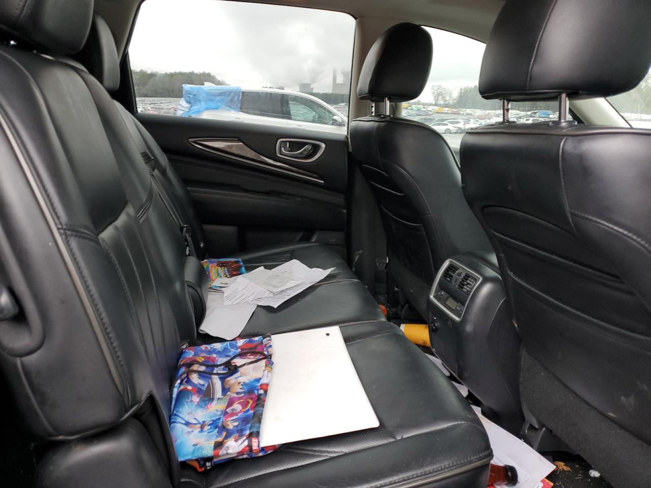 2015 Infiniti QX60 - Image 11