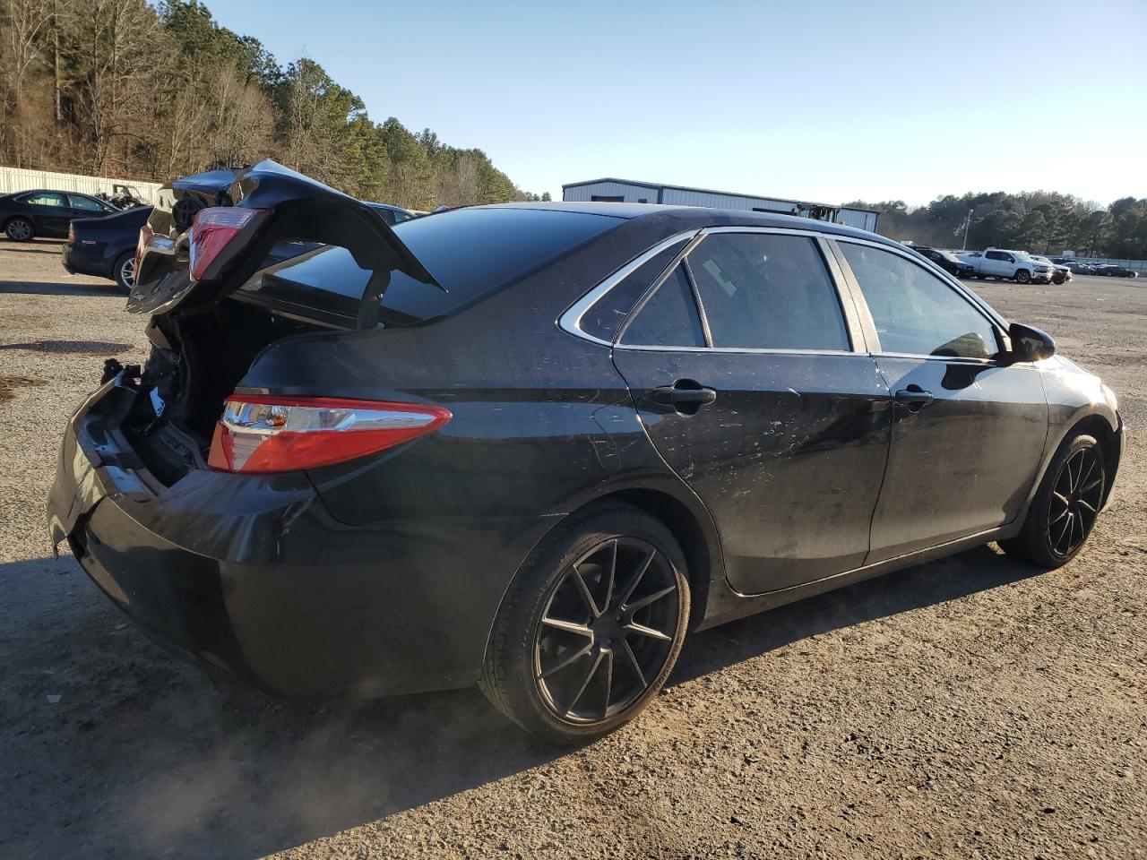 2016 Toyota Camry - Image 3