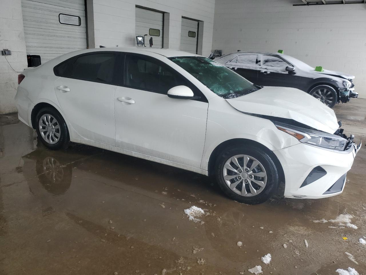 2023 Kia Forte - Image 4