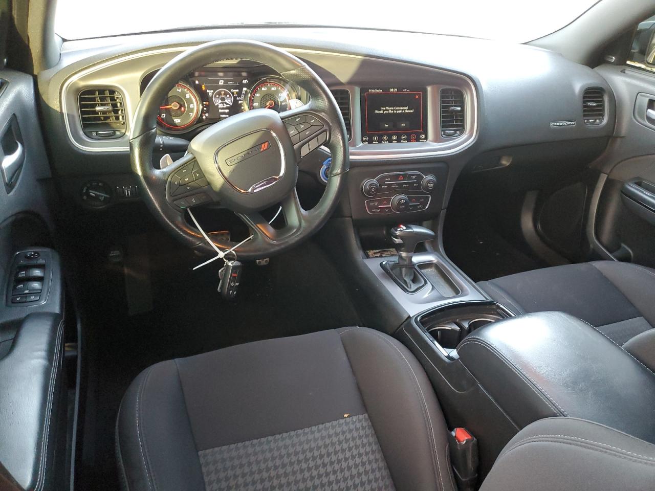2019 Dodge Charger - Image 8