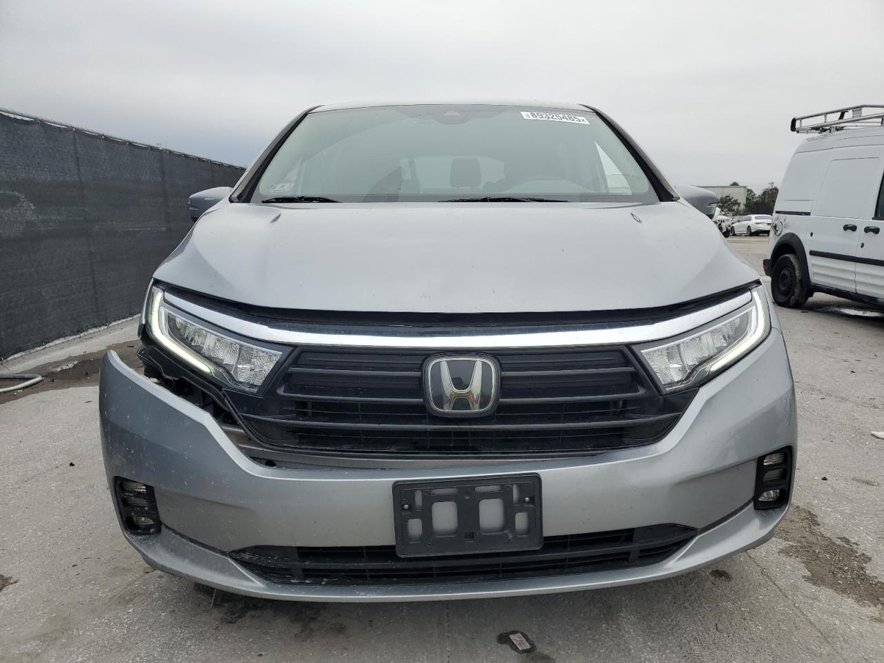 2022 Honda Odyssey - Image 5