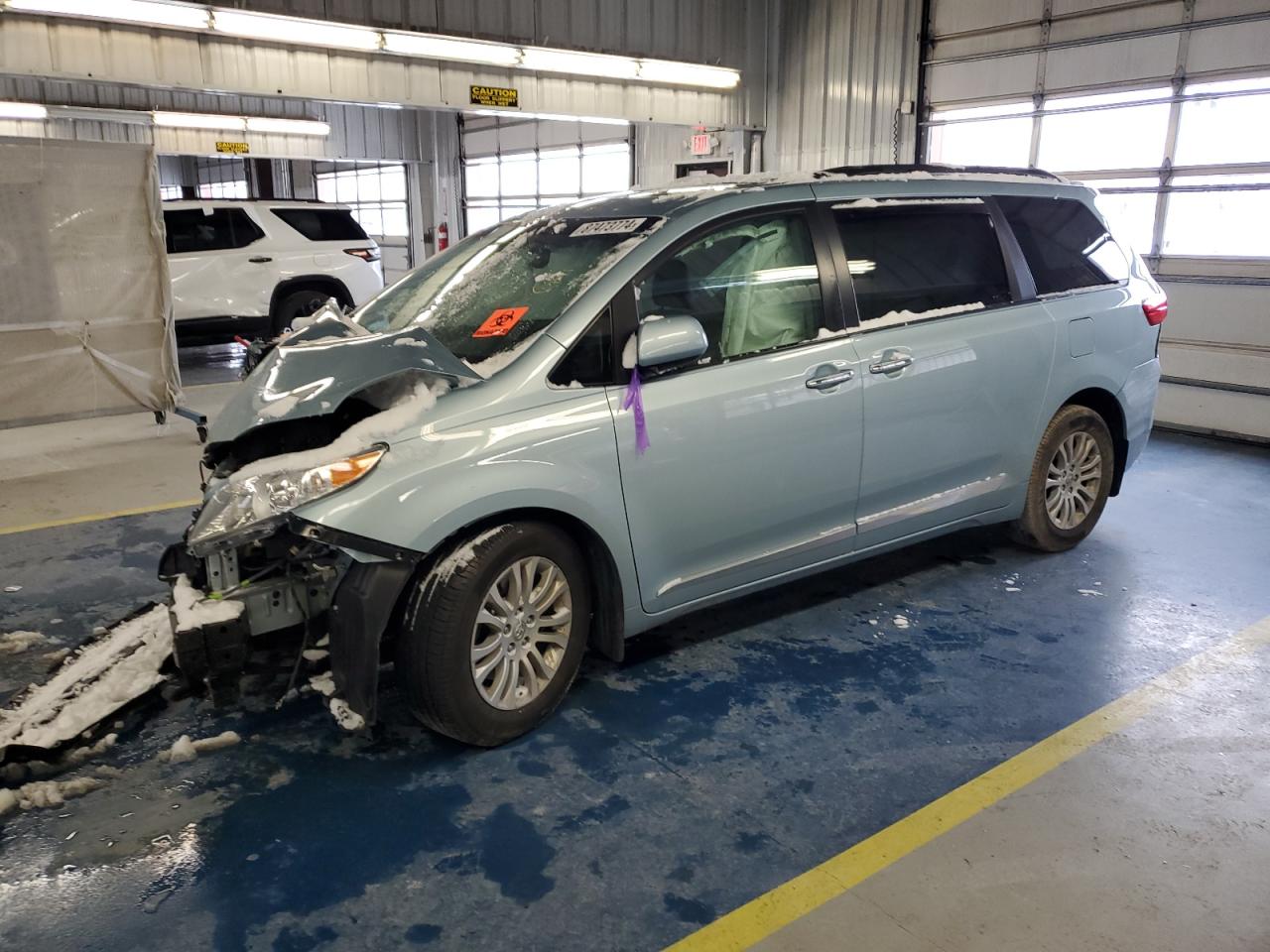 2017 Toyota Sienna - Image 1