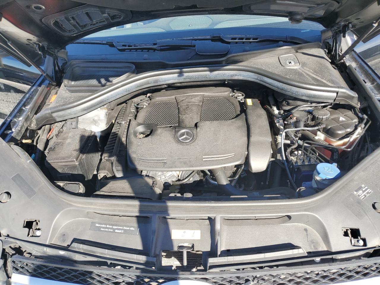 2017 Mercedes-Benz GLE - Image 12