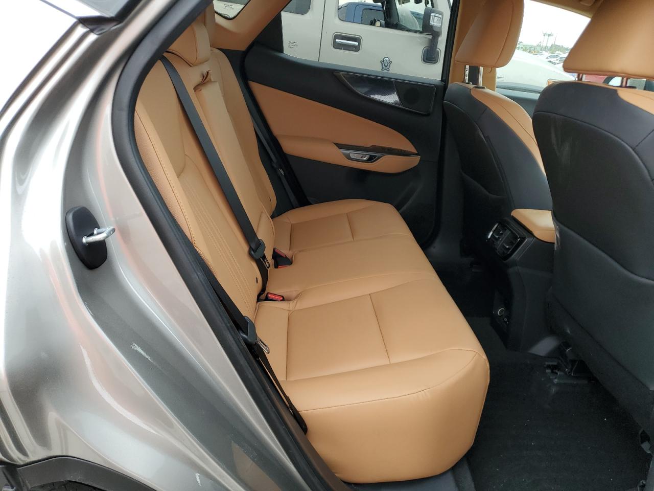 2024 Lexus NX - Image 10