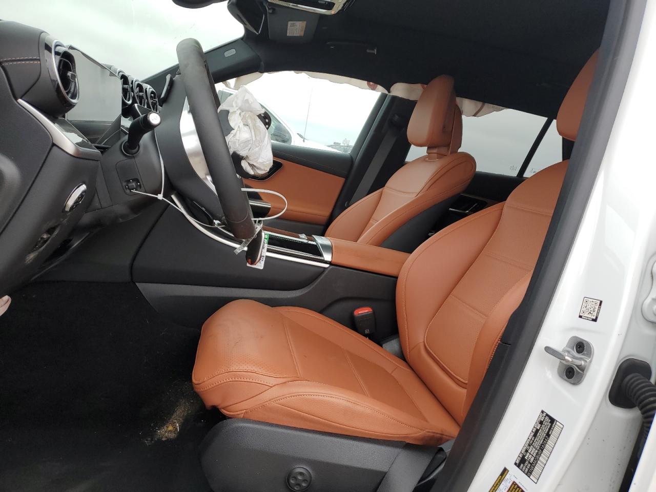2024 Mercedes-Benz GLC - Image 7