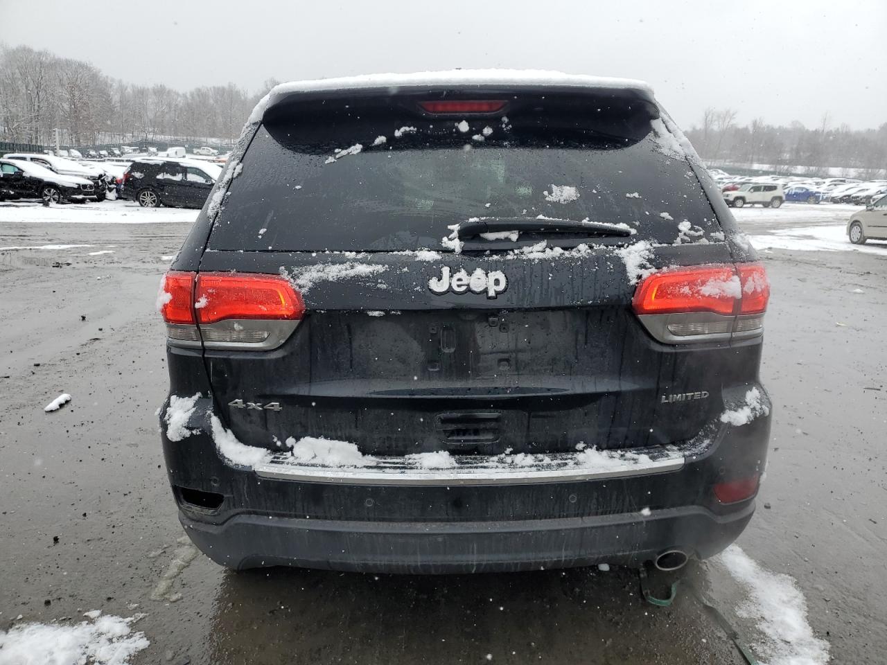 2017 Jeep Grand Cherokee - Image 6
