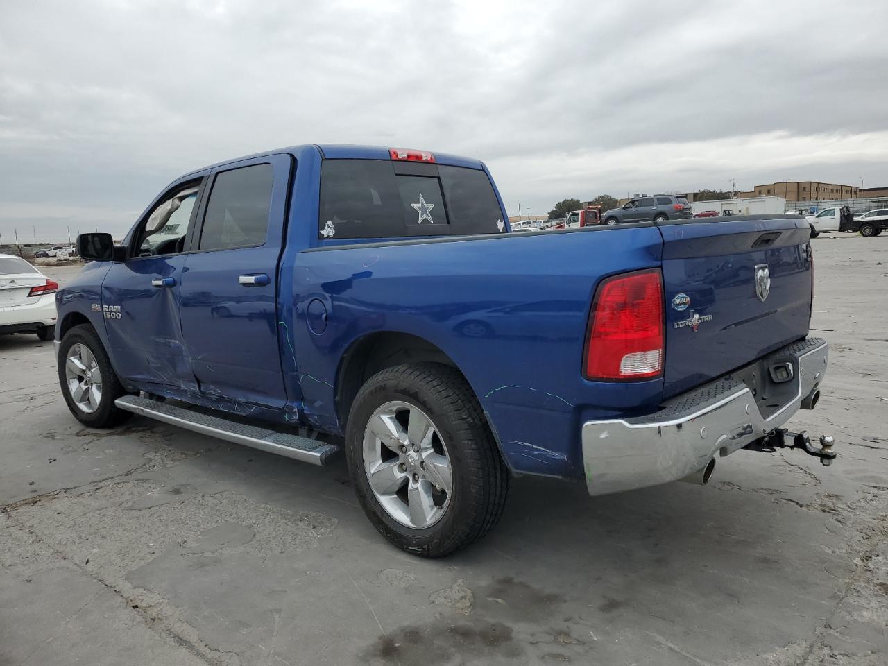 2016 RAM 1500 - Image 2