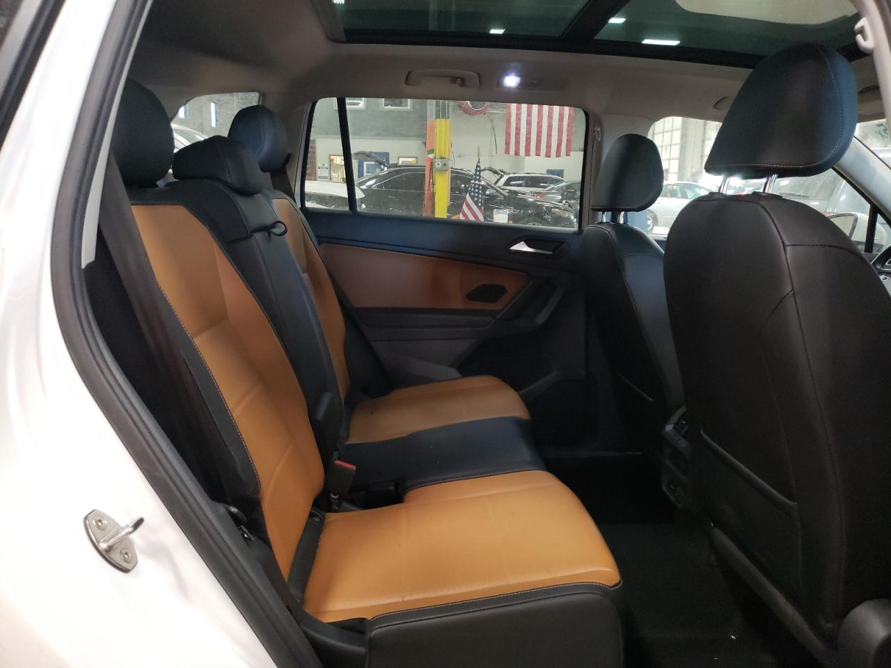 2019 Volkswagen Tiguan - Image 11