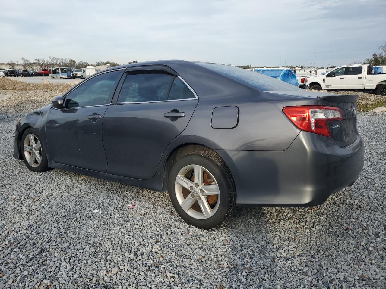 2014 Toyota Camry - Image 2
