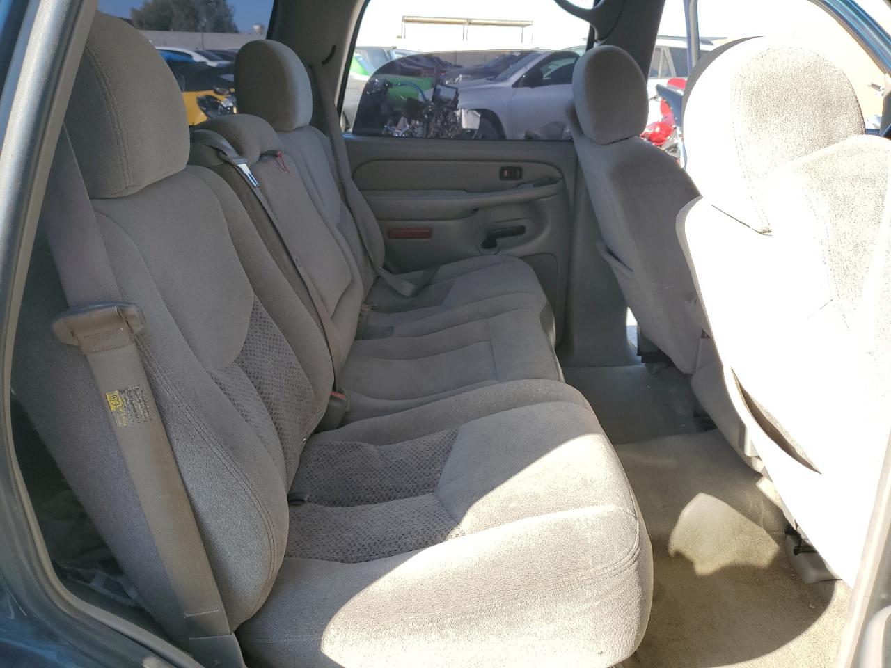 2006 Chevrolet Tahoe - Image 11