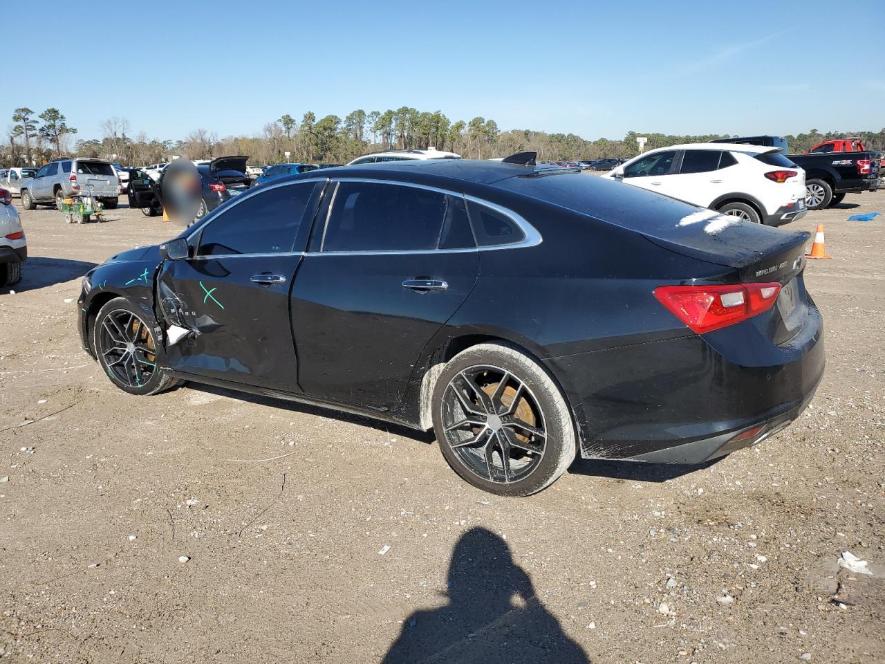 2016 Chevrolet Malibu - Image 2