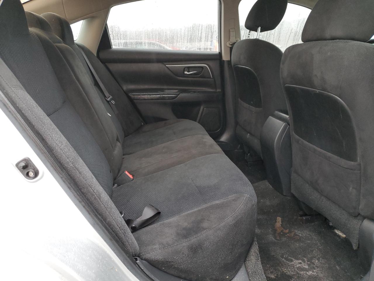 2015 Nissan Altima - Image 11
