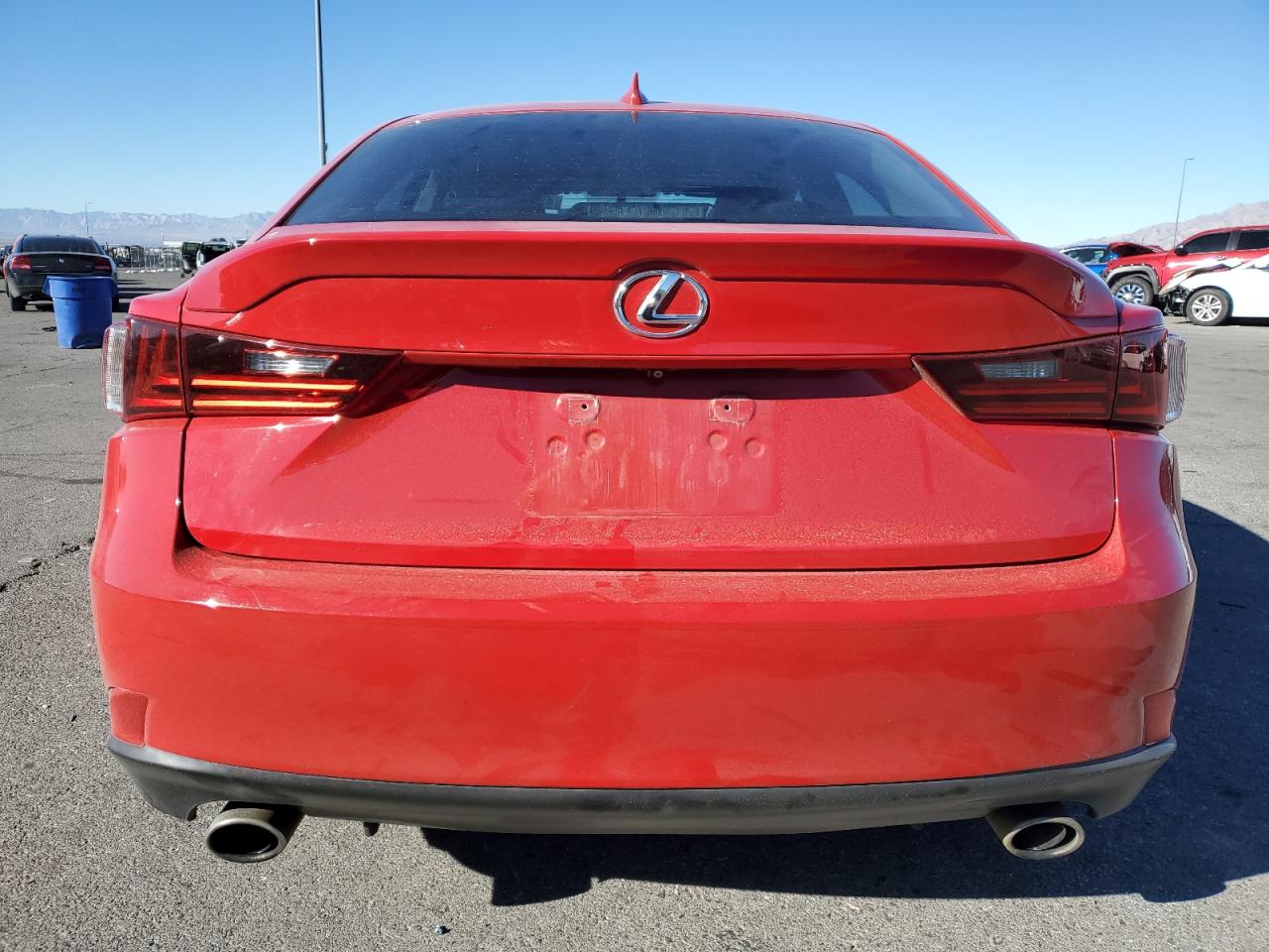 2016 Lexus IS - Image 6