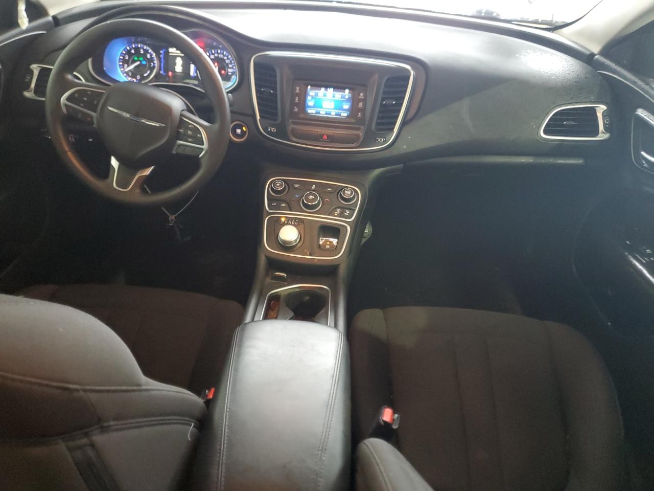 2016 Chrysler 200 - Image 8