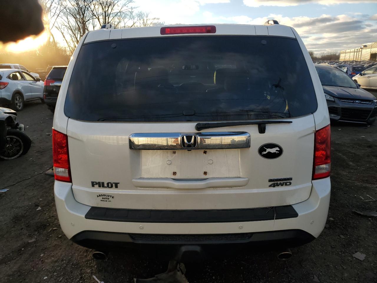 2015 Honda Pilot - Image 6