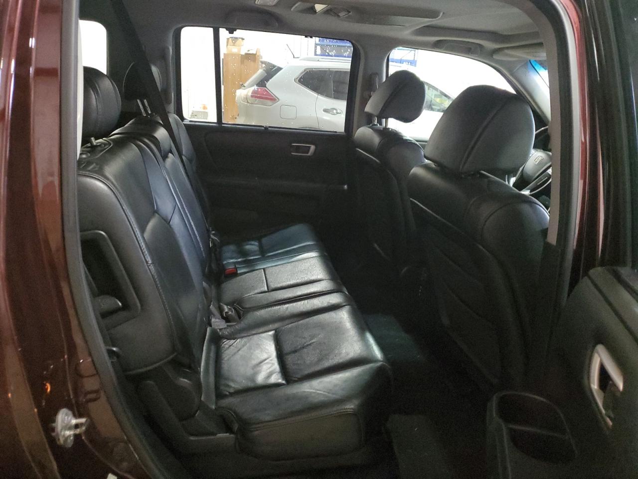 2010 Honda Pilot - Image 11